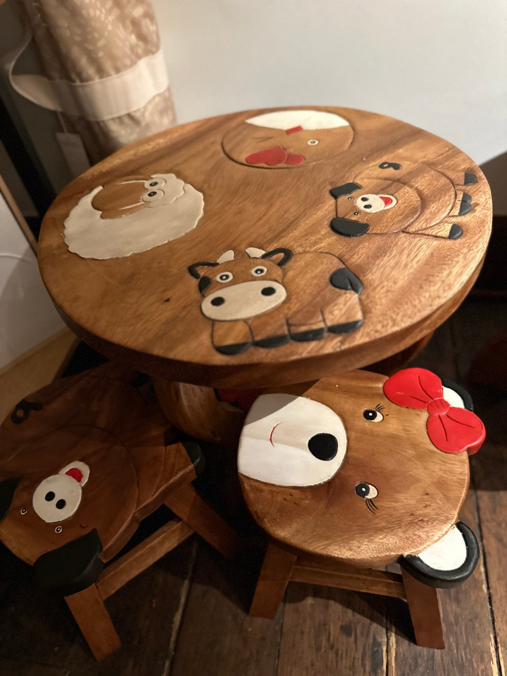 Kids Table and Chairs